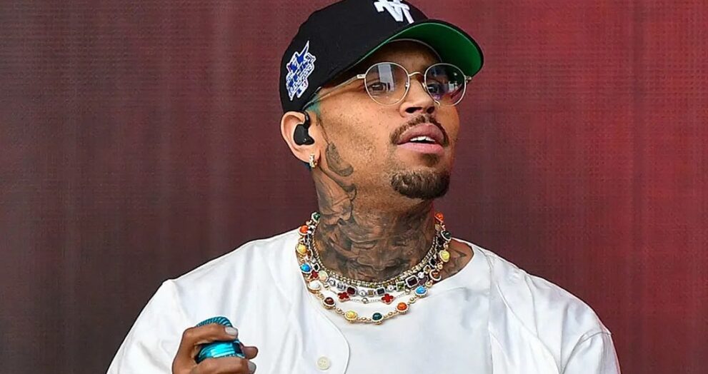 Chris Brown Criticizes Lookalike Artists for Impersonation.