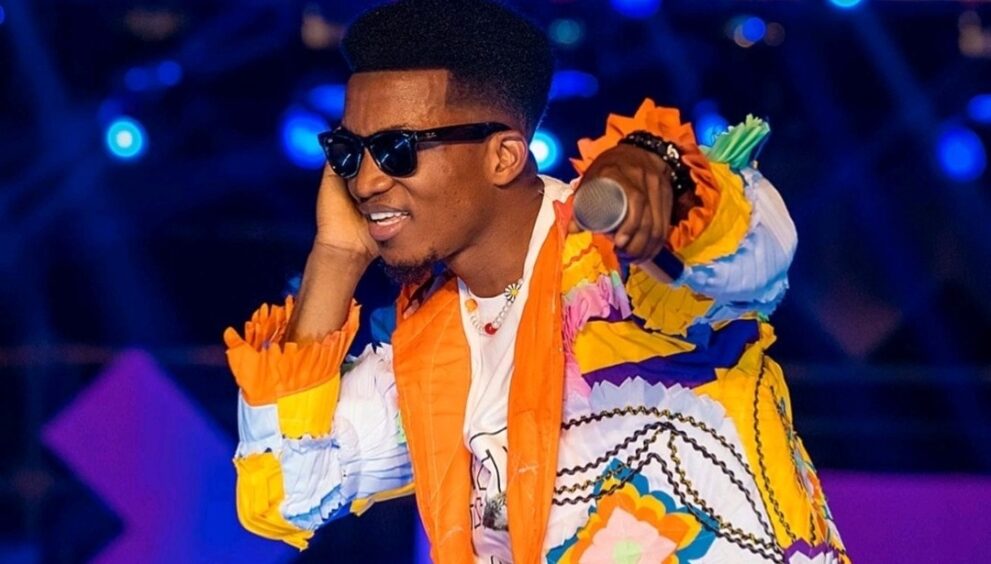 Kofi Kinaata Survives Road Accident.